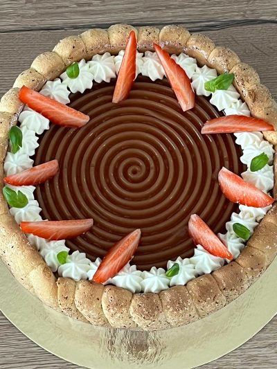 Charlotte aux fraises